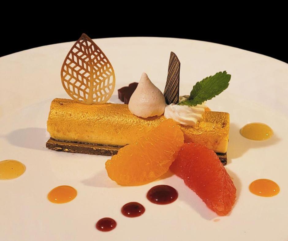 Reves Gourmands, Hotellerie & Gastronomie Vernayaz Экстерьер фото